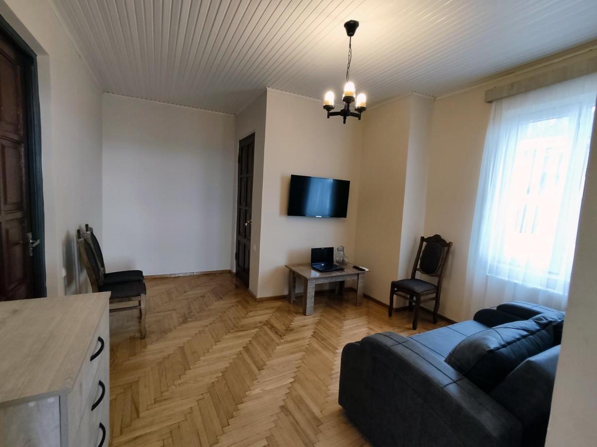 Guesthouse White Swan Kobuleti Ngoại thất bức ảnh