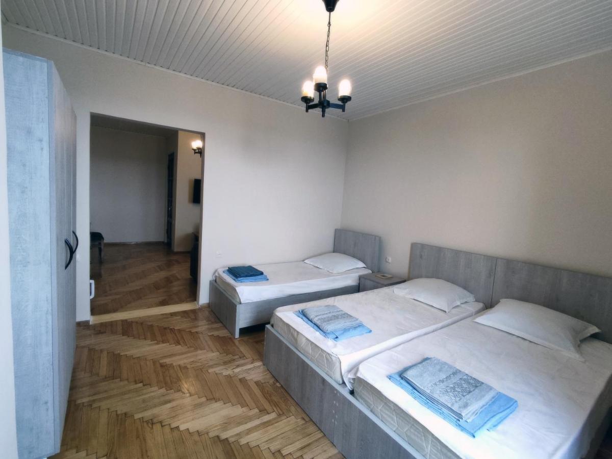 Guesthouse White Swan Kobuleti Ngoại thất bức ảnh