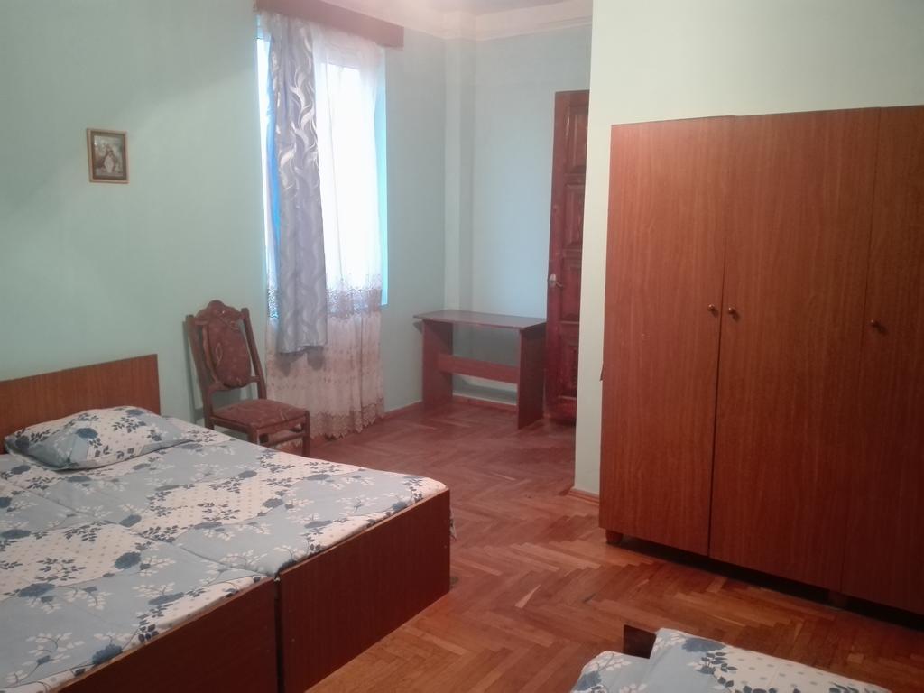 Guesthouse White Swan Kobuleti Ngoại thất bức ảnh