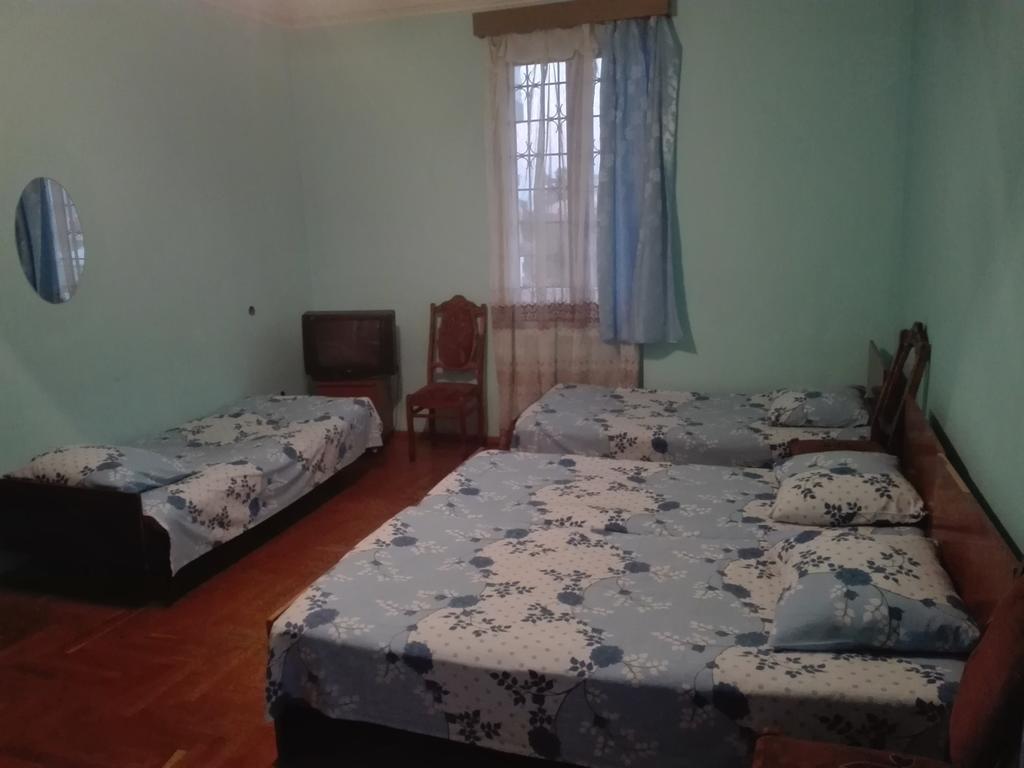 Guesthouse White Swan Kobuleti Ngoại thất bức ảnh
