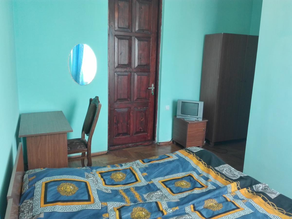 Guesthouse White Swan Kobuleti Ngoại thất bức ảnh
